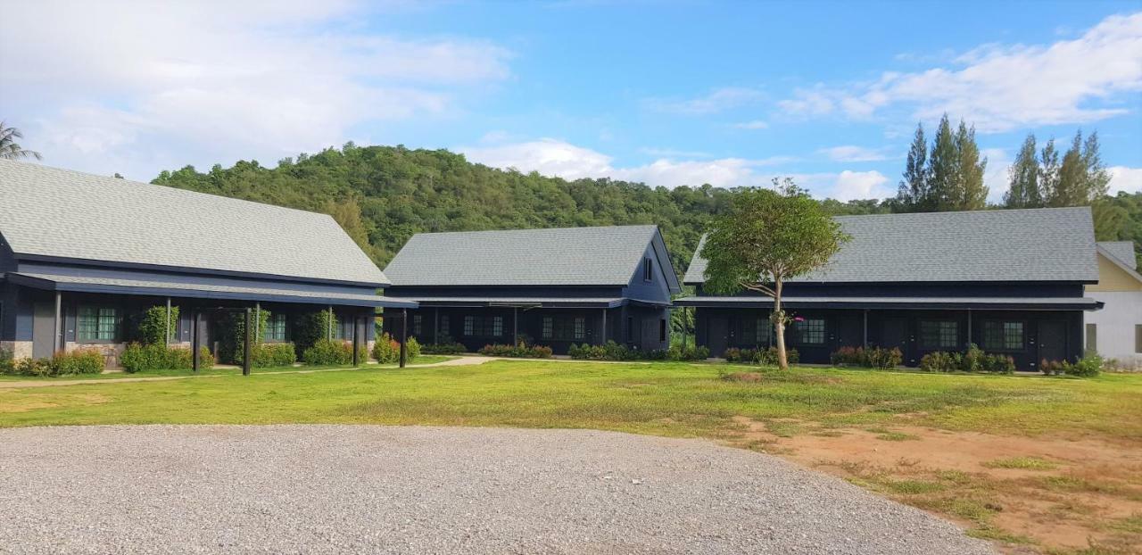 The Barn Hua Hin Hotel Khao Tao Exterior photo