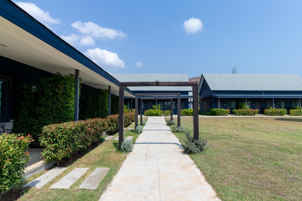 The Barn Hua Hin Hotel Khao Tao Exterior photo